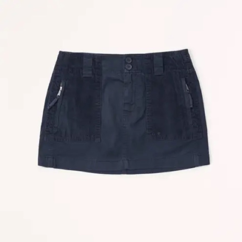 Abercrombie Cargo Low Rise Mini Skirt - Picture 3 of 7